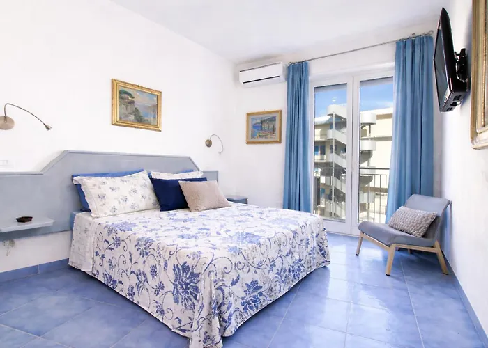 Lägenhet Cafiero Azure Flat