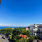 Apartament Cafiero Azure Flat *