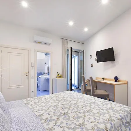 Cafiero Azure Flat Apartment