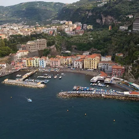 Cafiero Azure Flat Сорренто